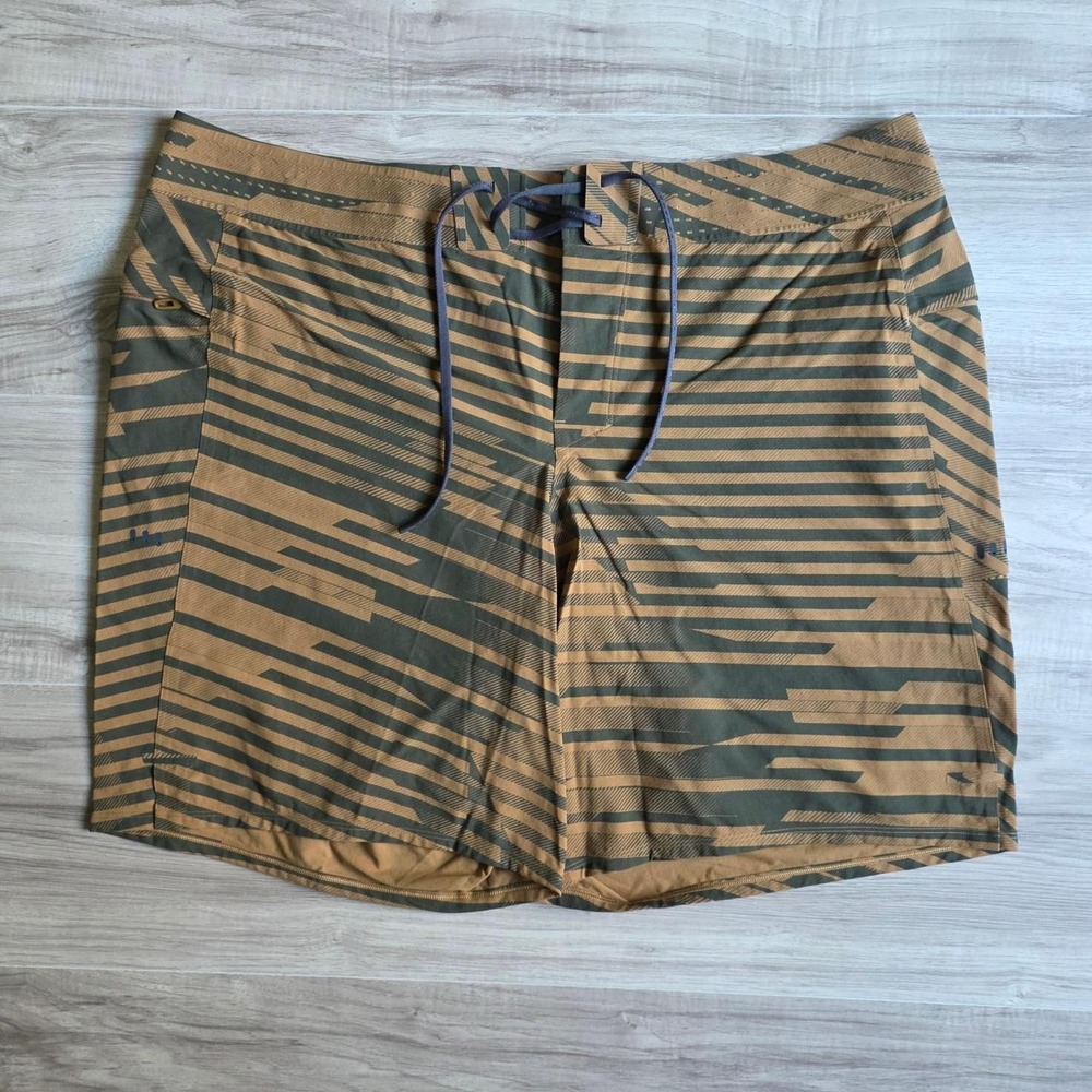 Lululemon Board Shorts